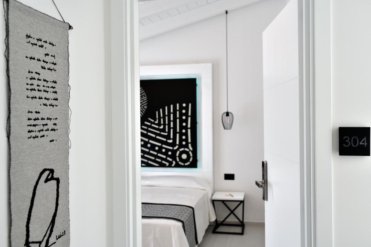 Cara A Bentu - Charming Rooms Tortolì Екстериор снимка