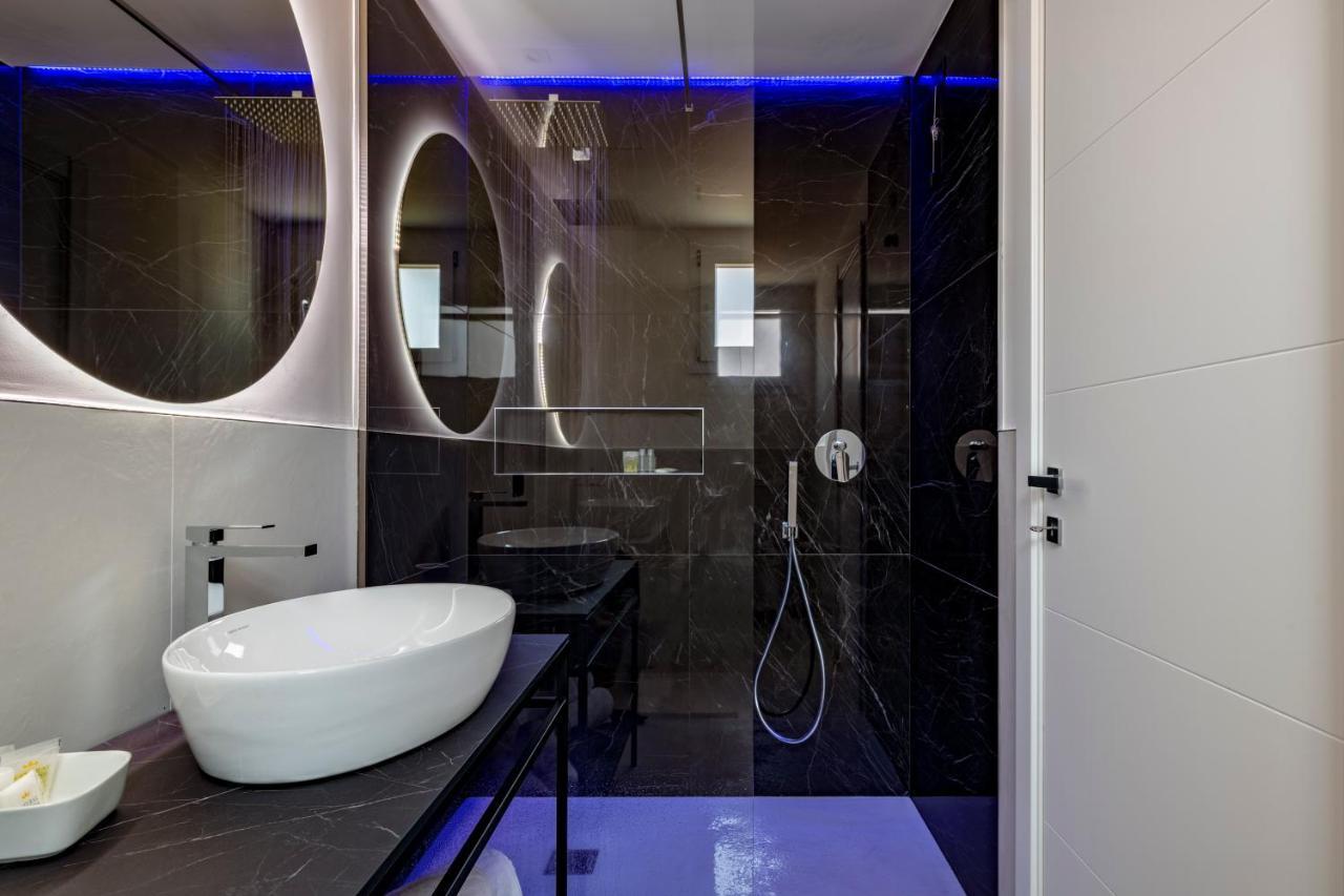 Cara A Bentu - Charming Rooms Tortolì Екстериор снимка