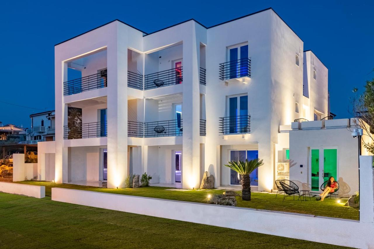 Cara A Bentu - Charming Rooms Tortolì Екстериор снимка