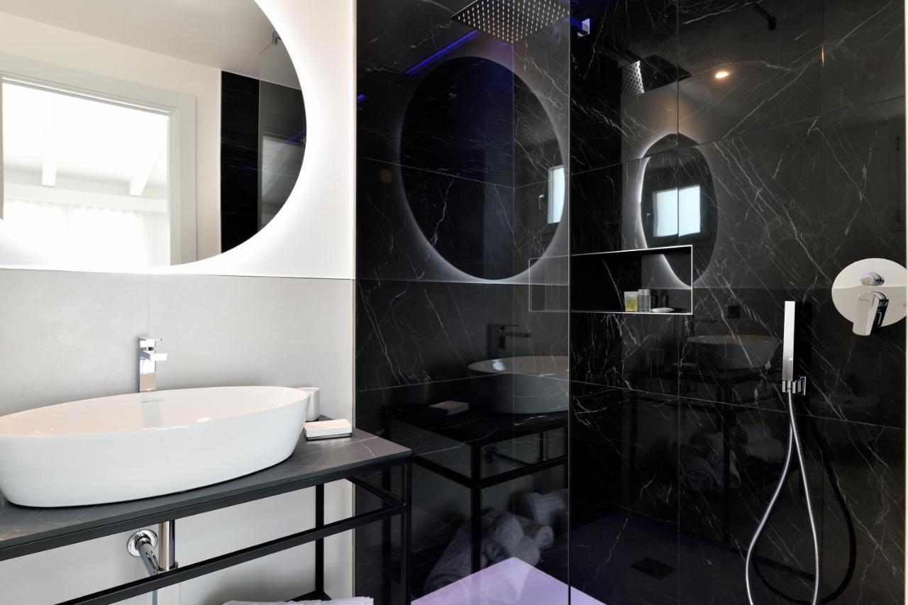 Cara A Bentu - Charming Rooms Tortolì Екстериор снимка